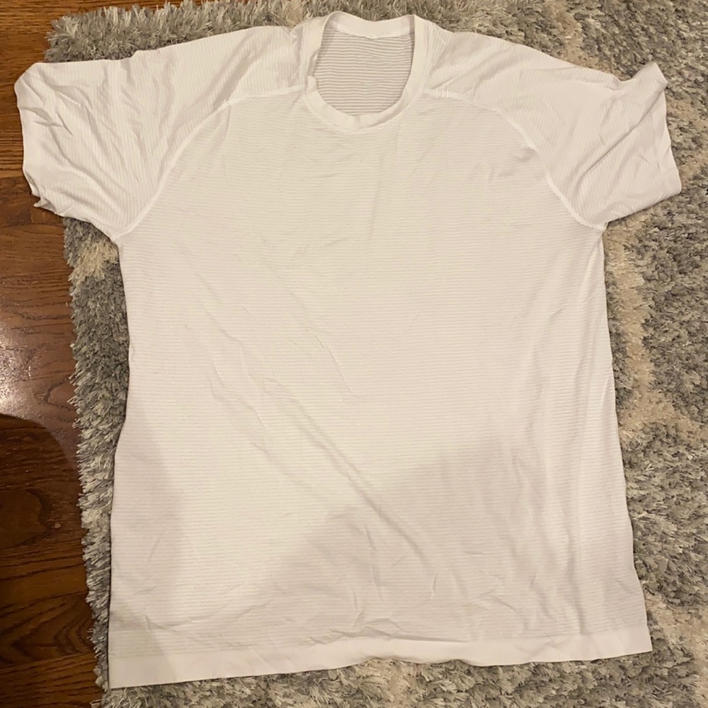 Men’s LuLuLemon white with light grey strips XL